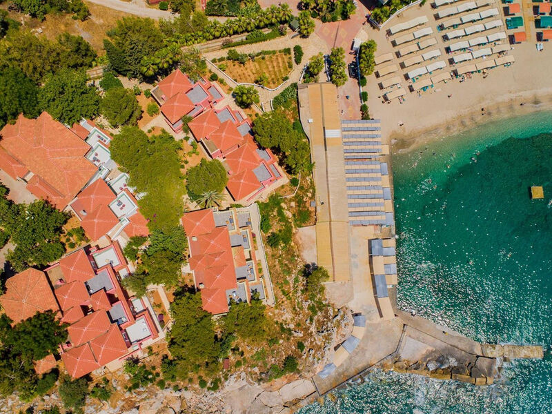 Senza Garden Holiday Club