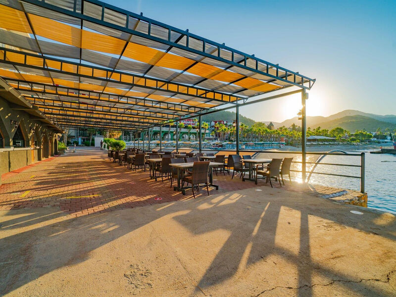 Senza Garden Holiday Club