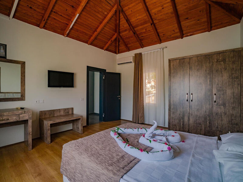 Senza Garden Holiday Club
