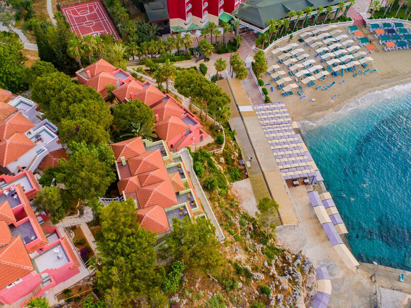 Senza Garden Holiday Club
