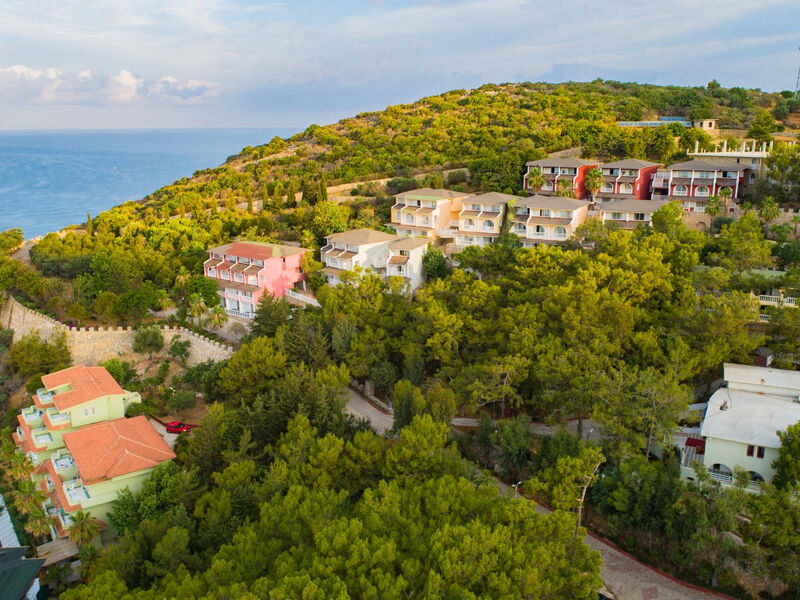 Senza Garden Holiday Club