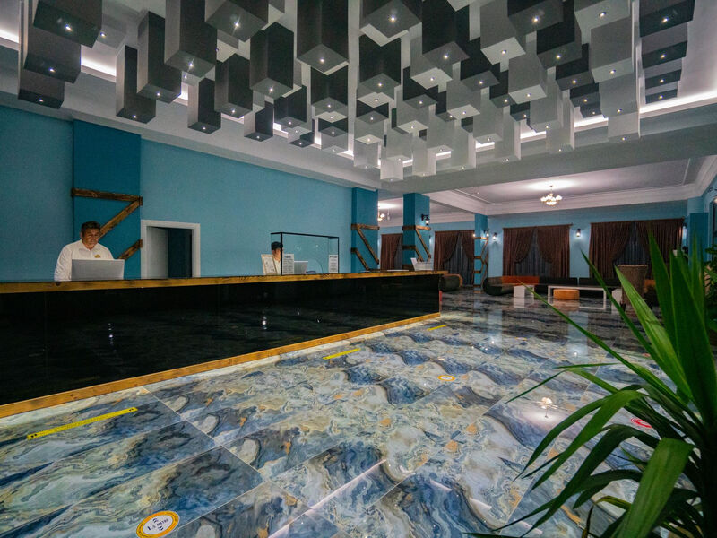 Senza Garden Holiday Club