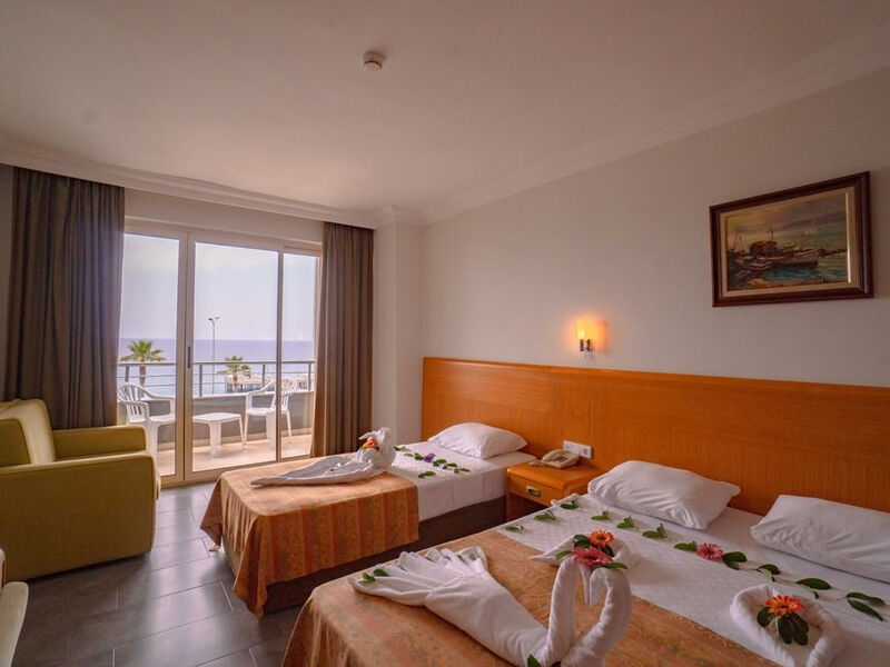 Senza Hotels Grand Santana