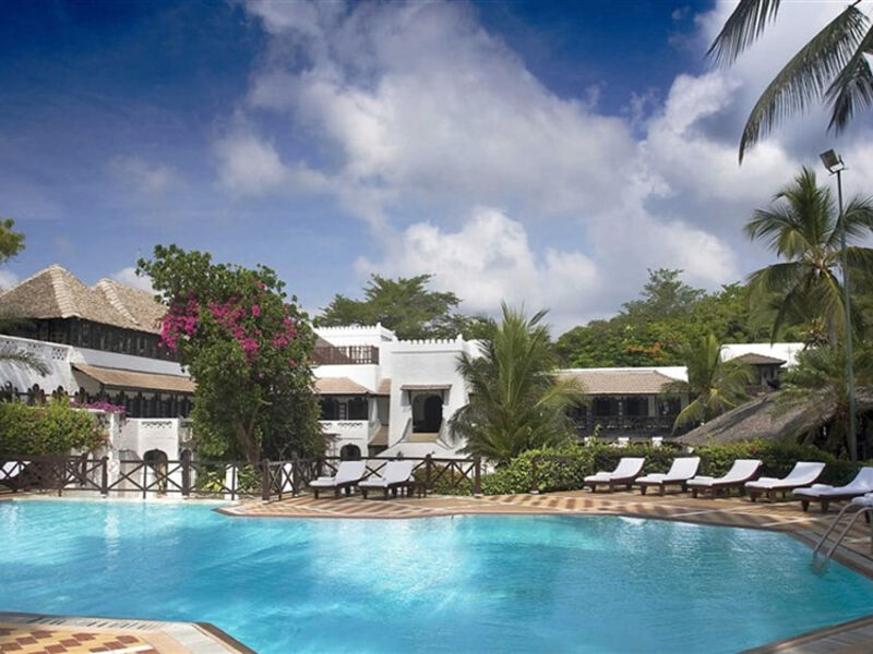 Serena Beach Resort & Spa