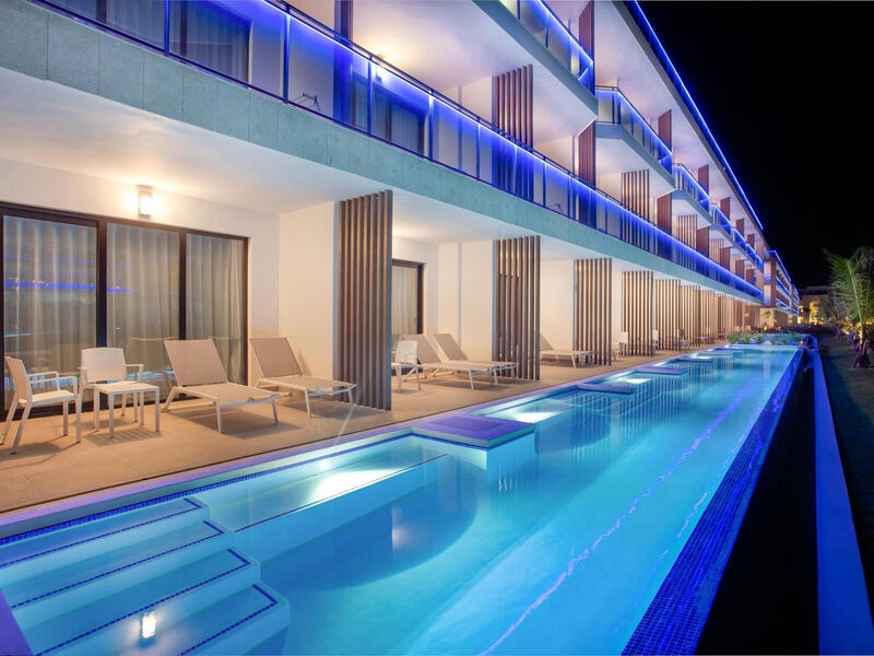 Serenade Punta Cana Beach & Spa Resort