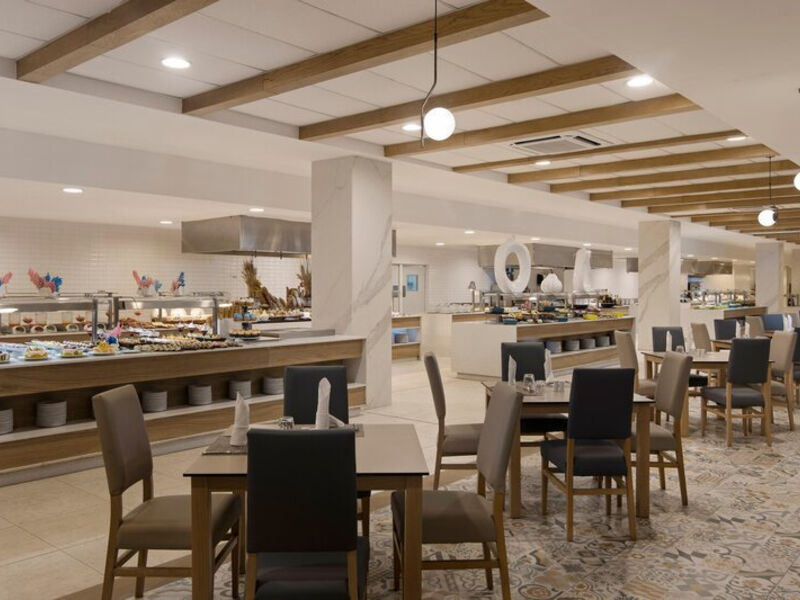 Serenade Punta Cana Beach & Spa Resort