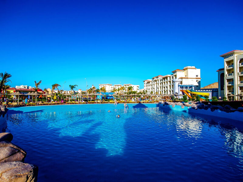 Serenity Alma Resort
