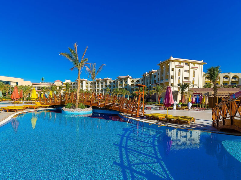 Serenity Alma Resort