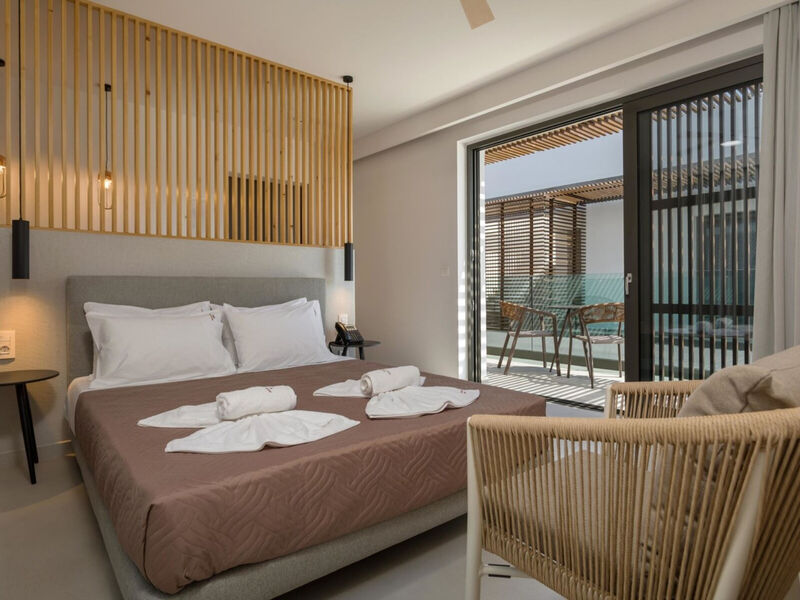 Serenity Luxury Hotel Agrilia