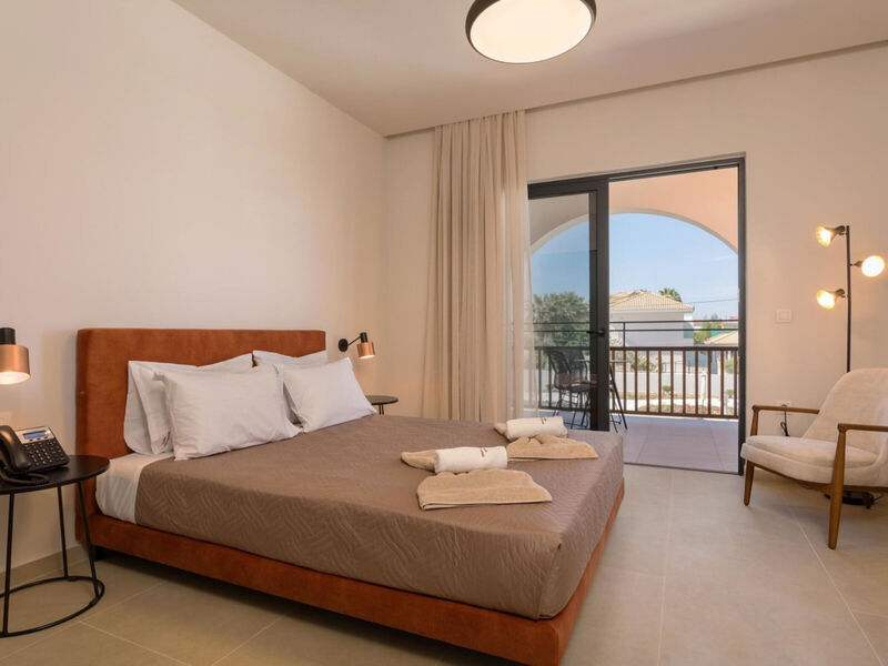 Serenity Luxury Hotel Agrilia