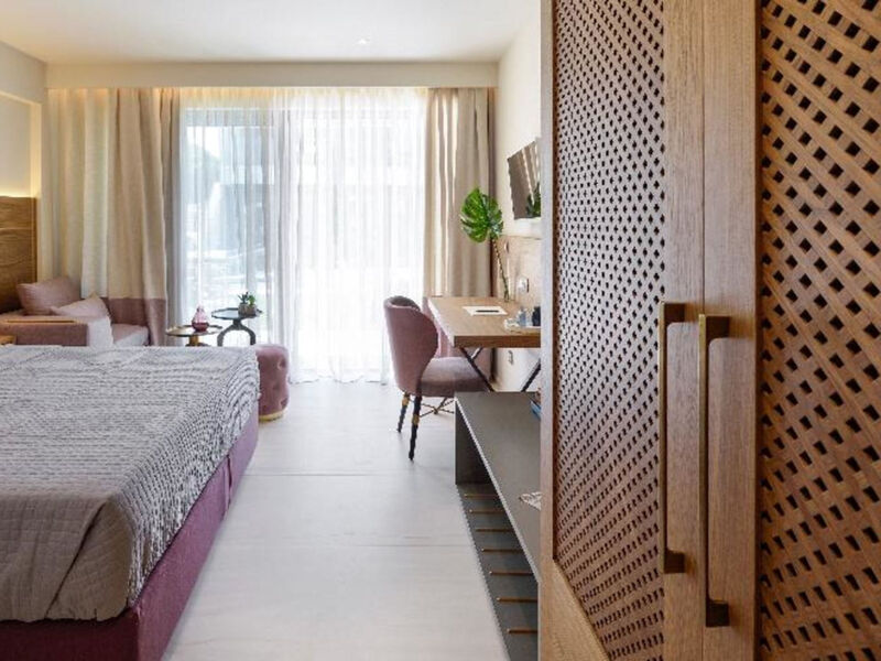 Serenity Suites