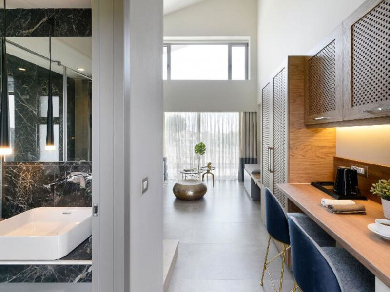 Serenity Suites