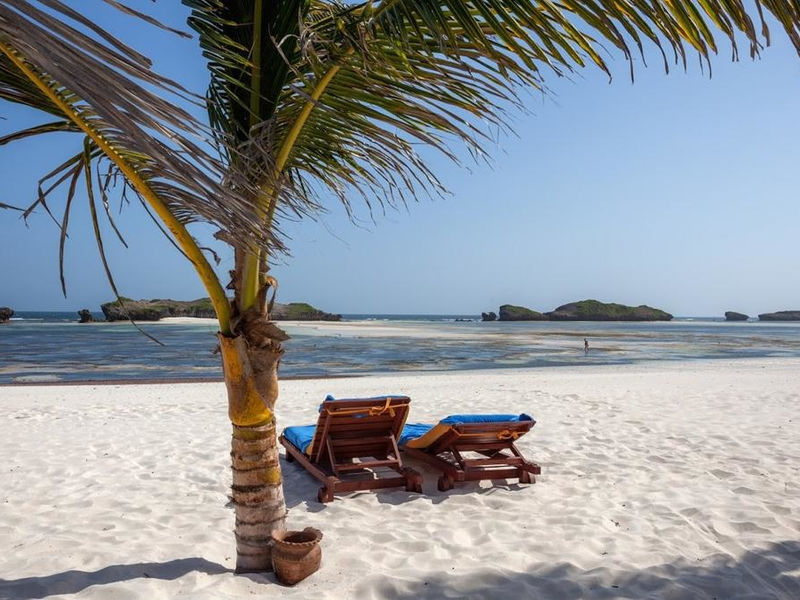Seven Islands Resort