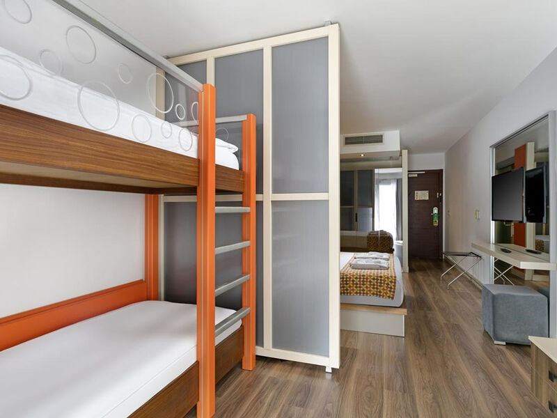 Seven Seas Hotel Blue