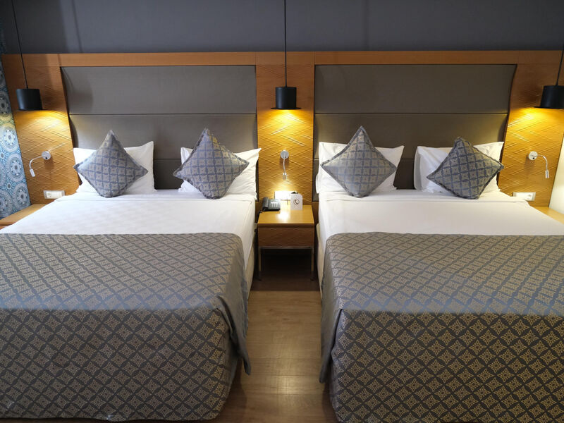 Seven Seas Sealight Elite