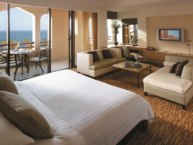 Shangri La - Al Bandar
