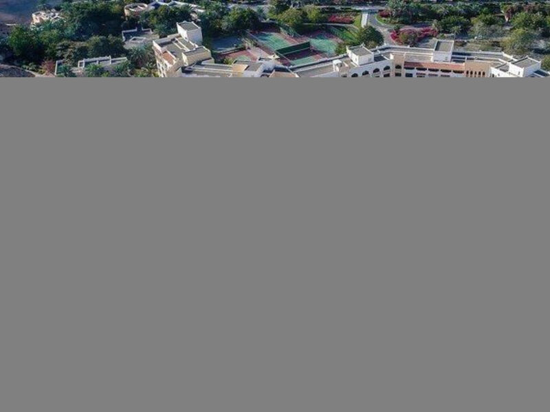 Shangri-La Al Bandar