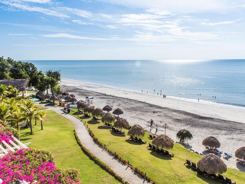 Sheraton Bijao Beach Resort