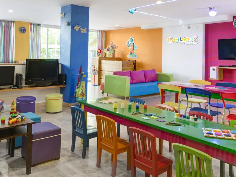 Sheraton Buganvilias Resort & Convention Center