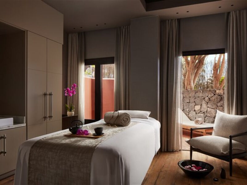 Sheraton La Caleta Resort & Spa