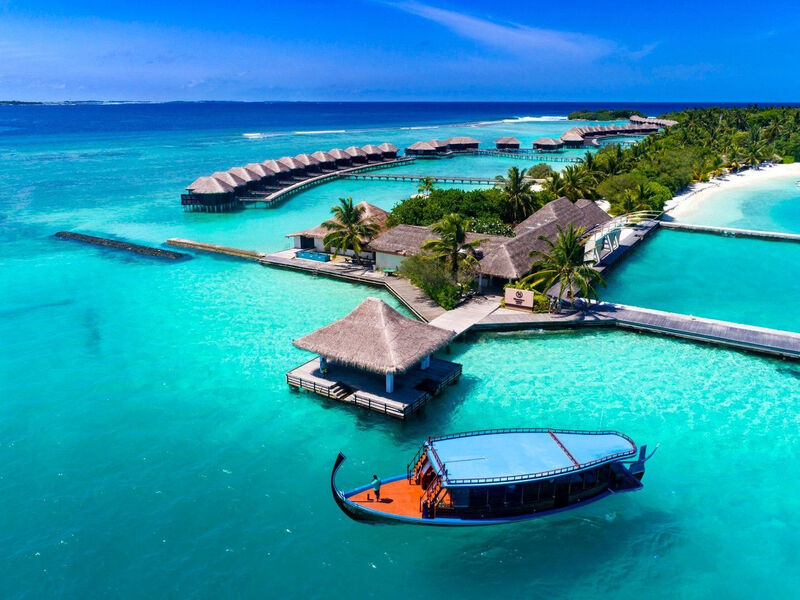 Sheraton Maldives Full Moon Resort & Spa