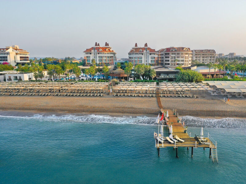 Sherwood Exclusive Lara