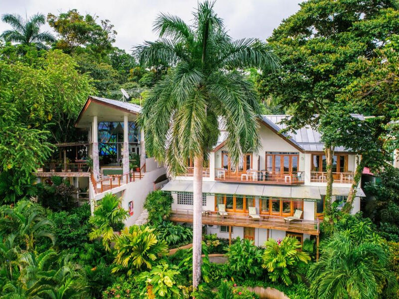 Si Como No Resort & Wildlife Refuge