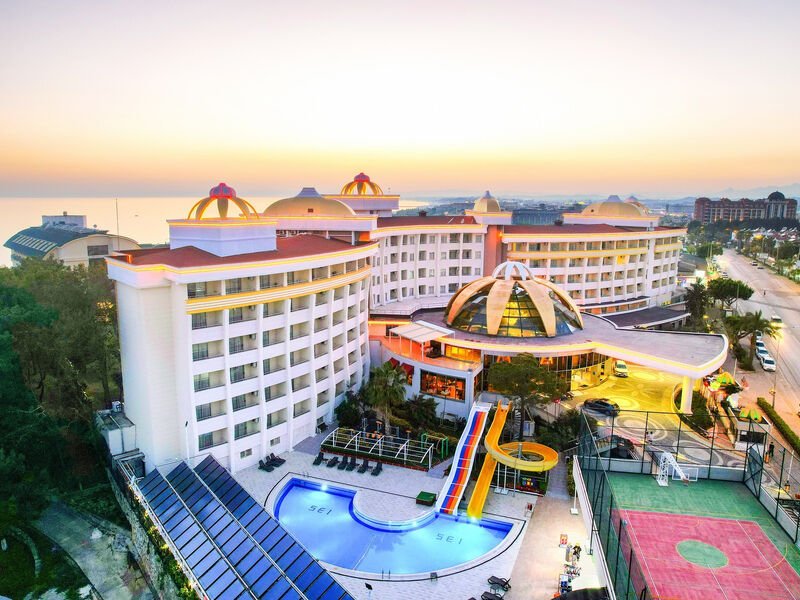 Side Alegria Hotel & Spa