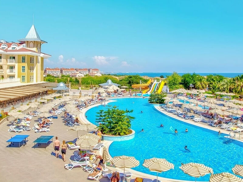 Side Star Resort