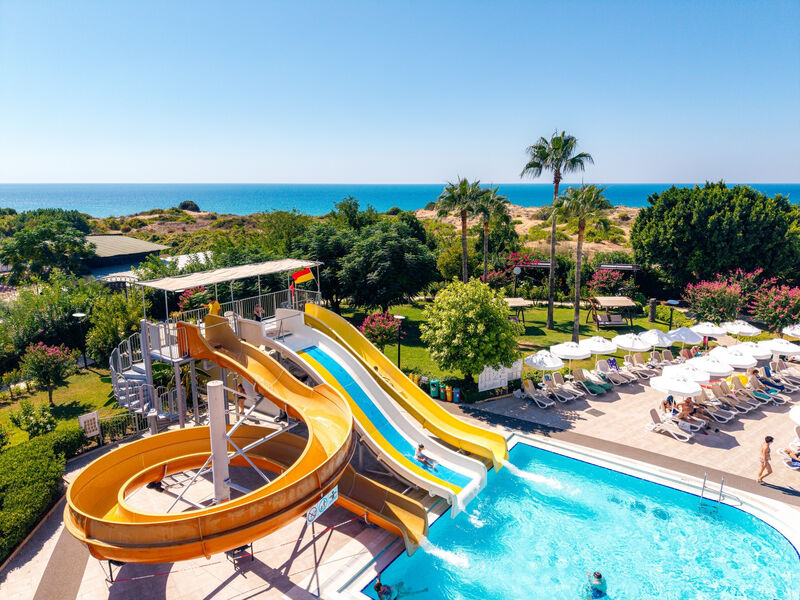 Side Star Resort