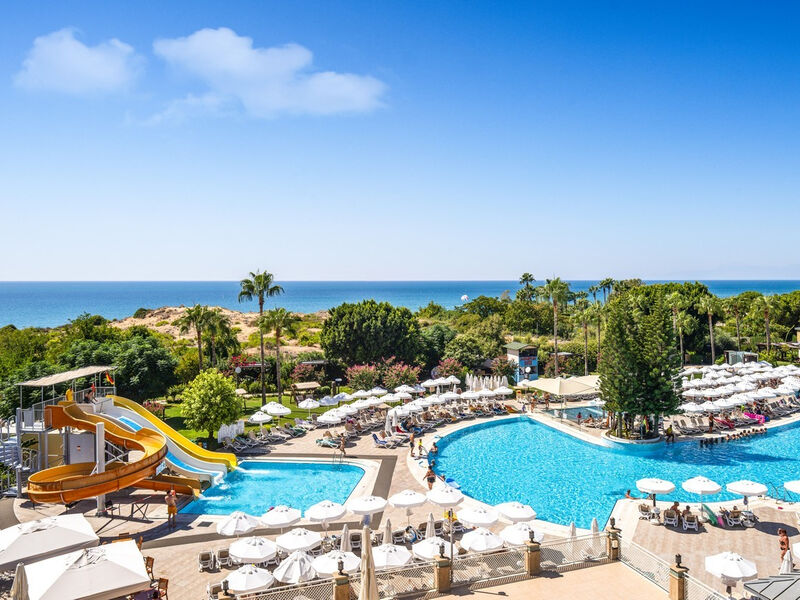 Side Star Resort