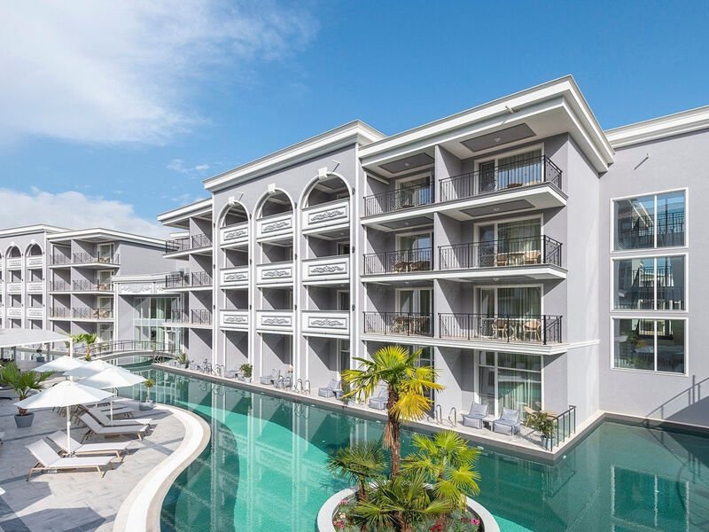 Siena Premium Retreat