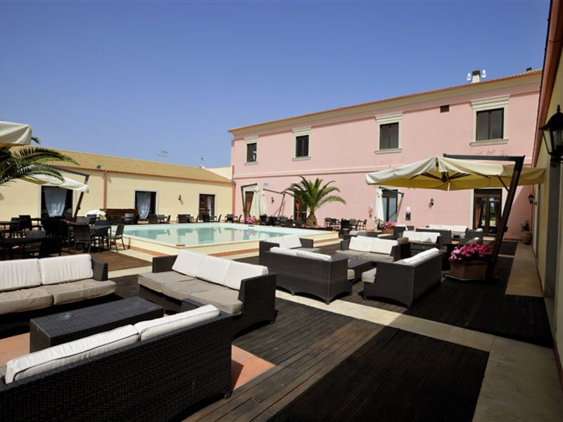Sikania Resort & Spa