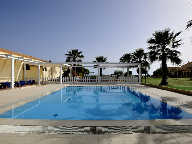 Sikania Resort & Spa