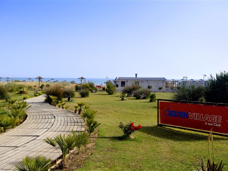 Sikania Resort & Spa