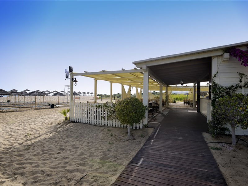 Sikania Resort & Spa