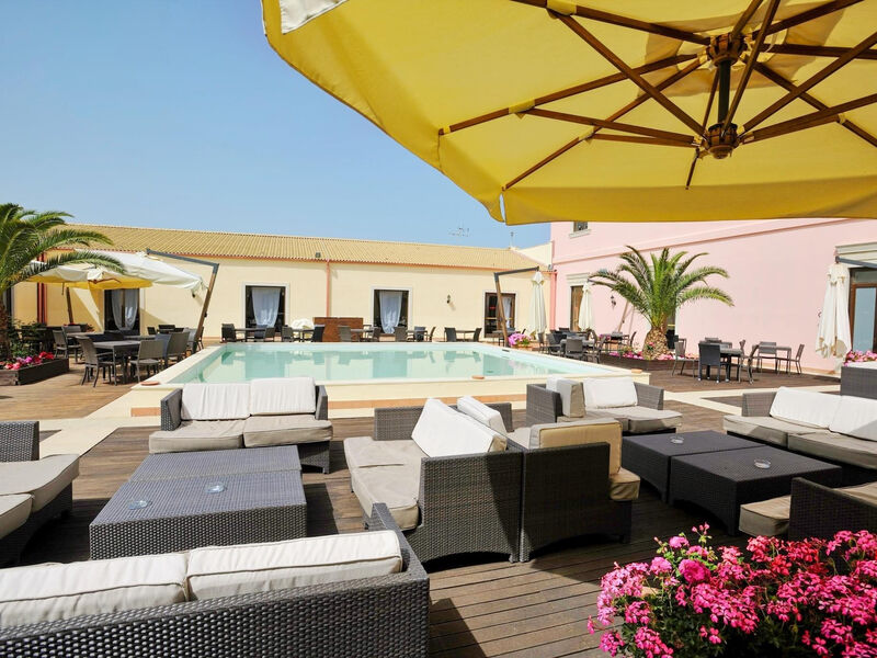 Sikania Resort & Spa