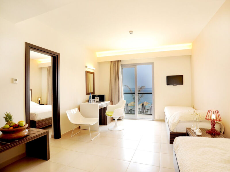 Sikyon Coast Hotel & Resort