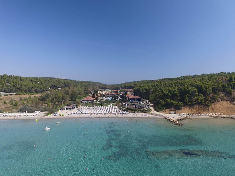 Simantro Resort