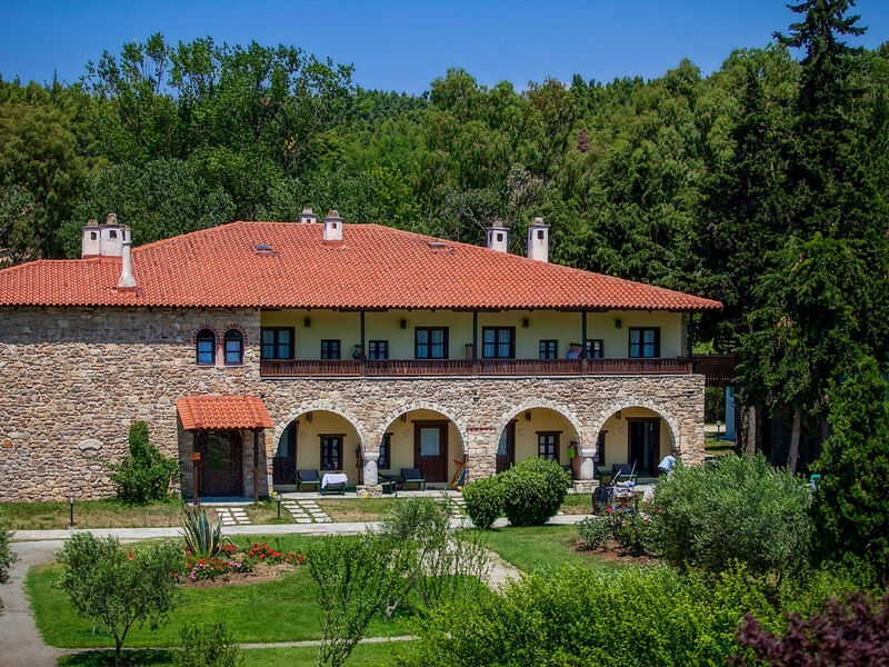 Simantro Resort