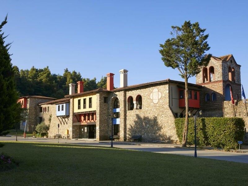 Simantro Resort