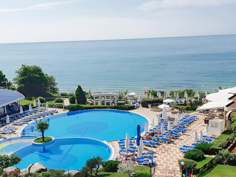 Sineva Beach