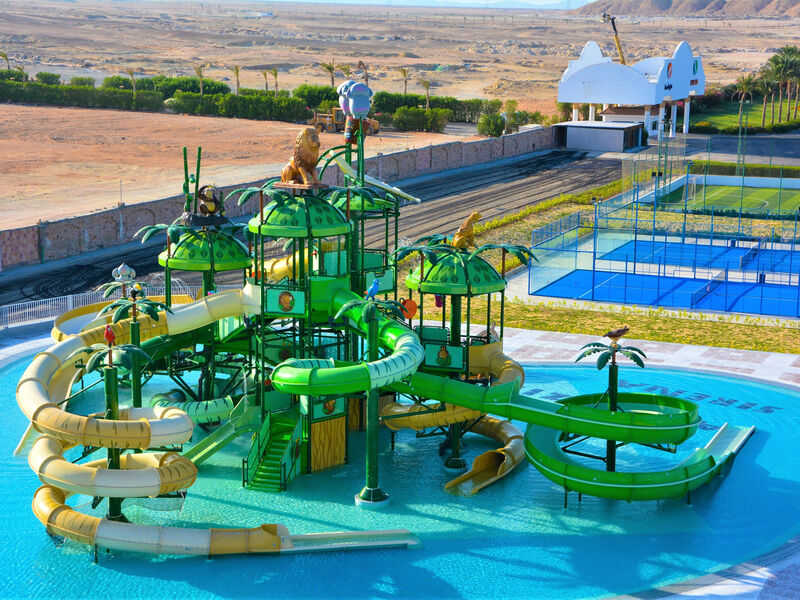 Sirena Beach Resort & Spa
