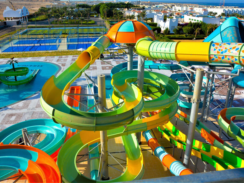Sirena Beach Resort & Spa
