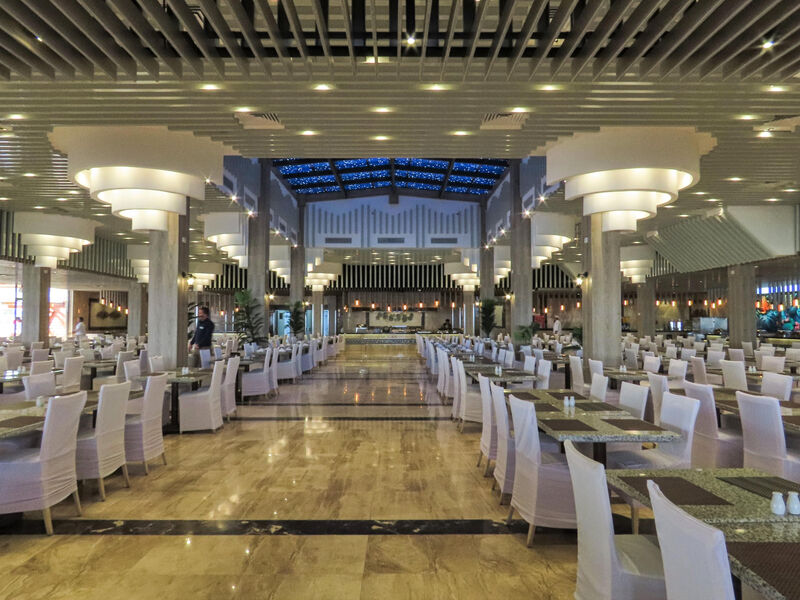 Sirena Beach Resort & Spa