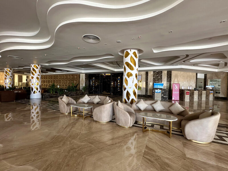 Sirena Beach Resort & Spa