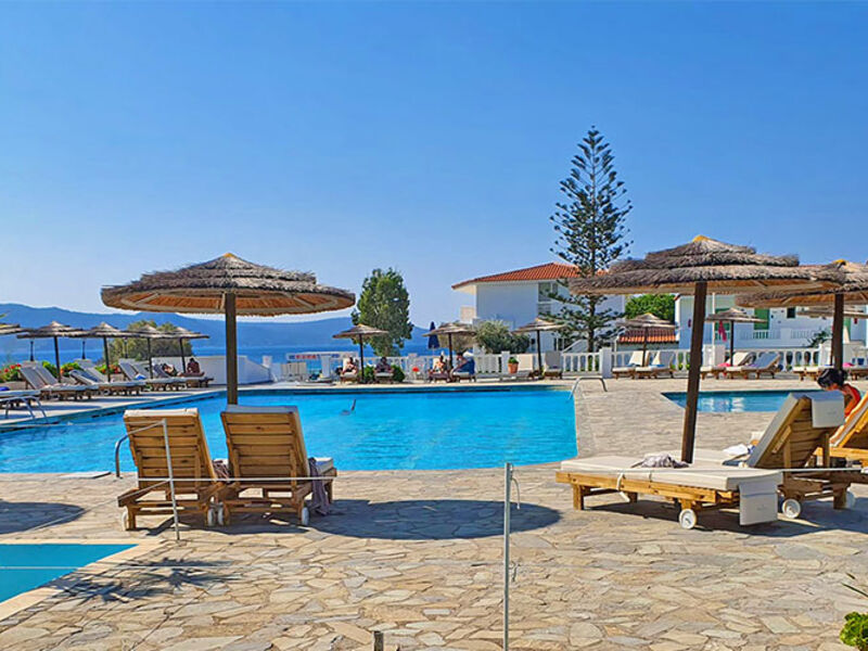 Sirenes Beach Resort