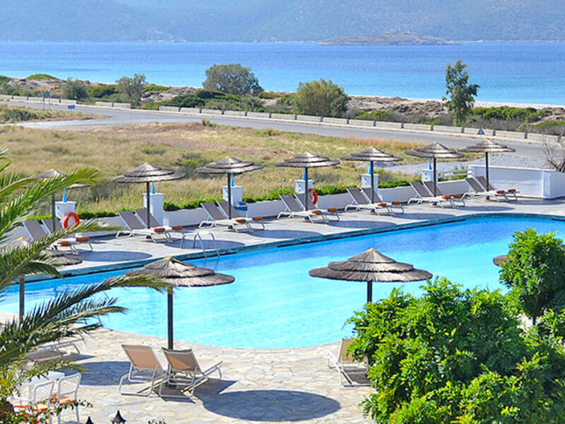 Sirenes Beach Resort
