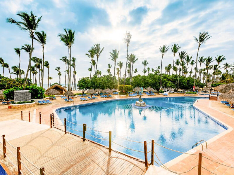 Sirenis Cocotal Beach & Tropical Suites Casino