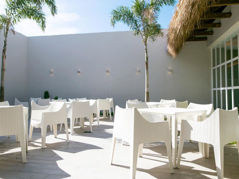 Sirenis Cocotal Beach & Tropical Suites Casino